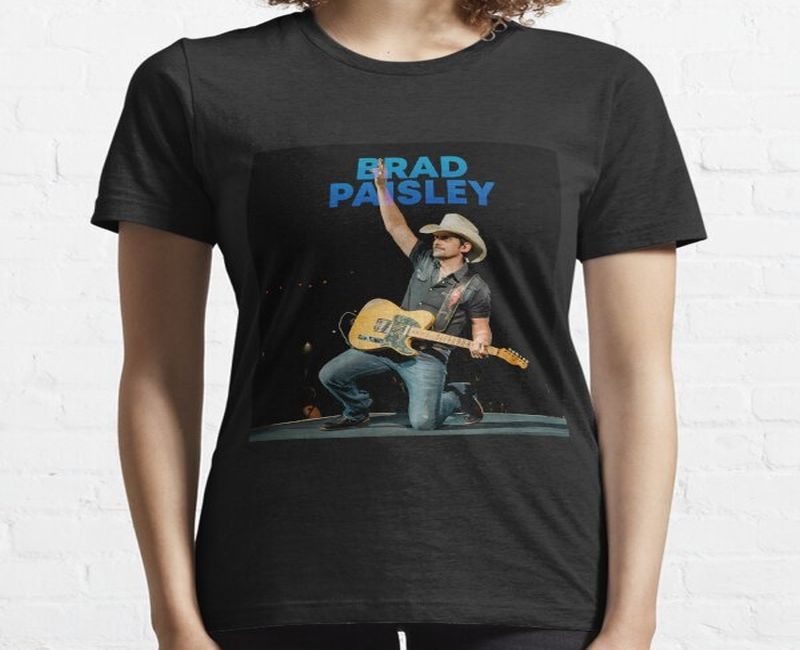 Navigating the World of Brad Paisley’s Official Merchandise